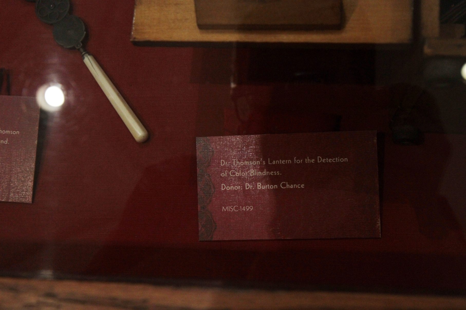 William Thomson's lantern for the Detection of Color Blindness, College of Physicians of Philadelphia - 04.JPG